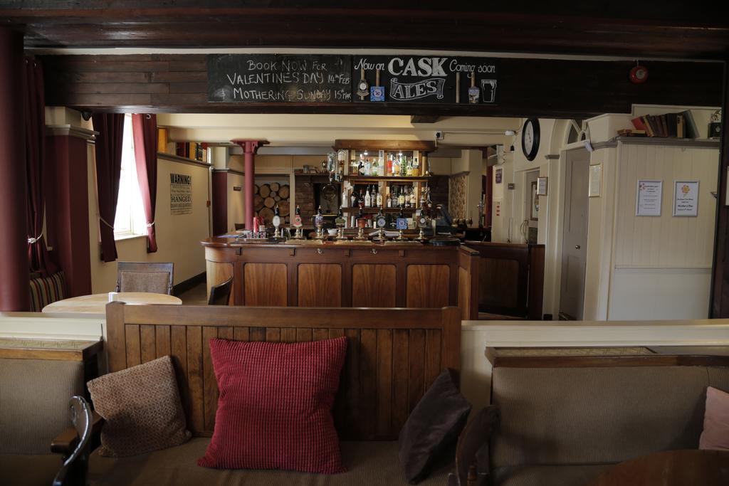 Hanmer Arms Exterior photo