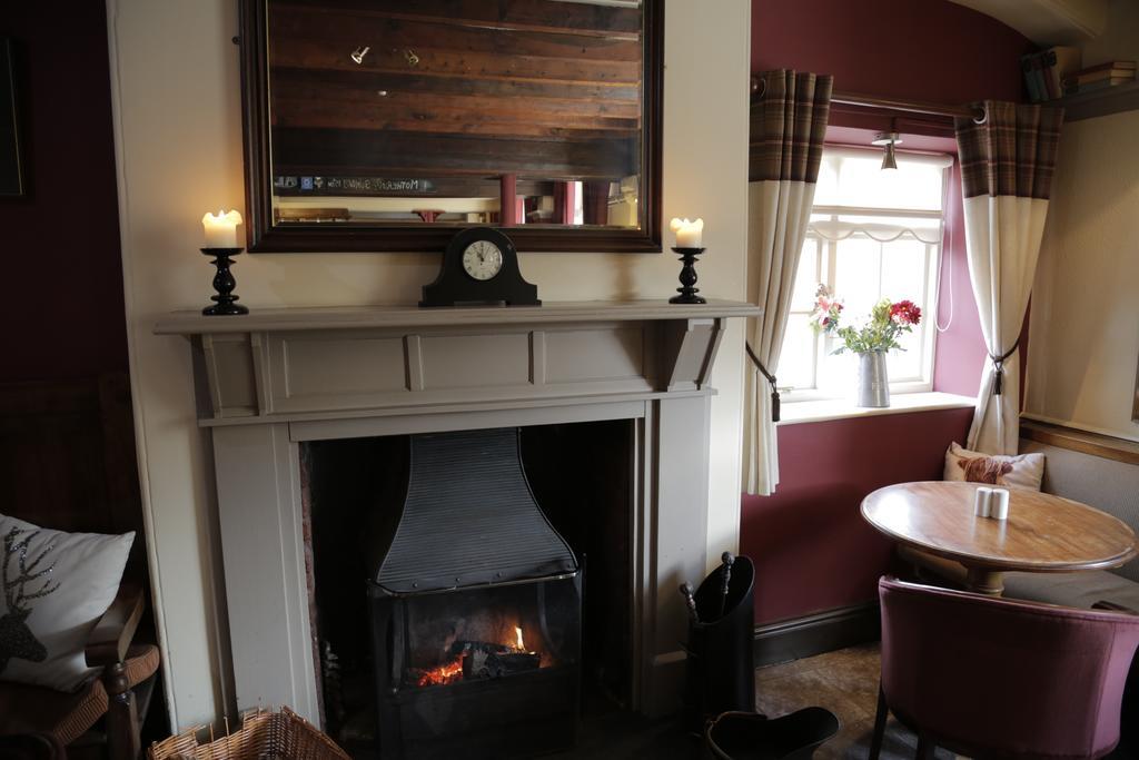 Hanmer Arms Exterior photo
