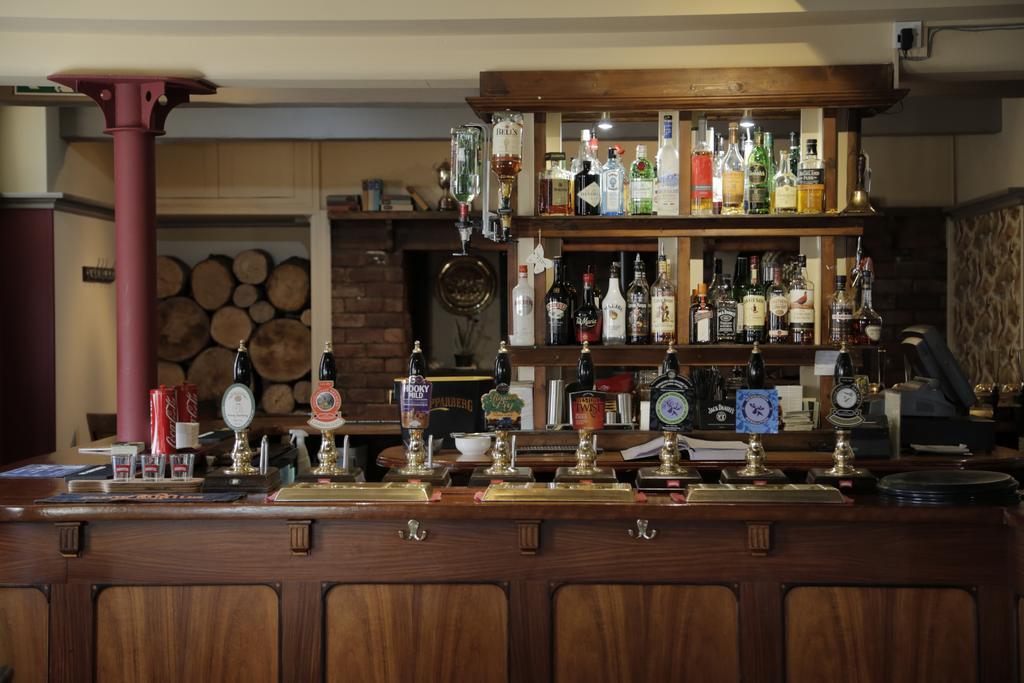 Hanmer Arms Exterior photo