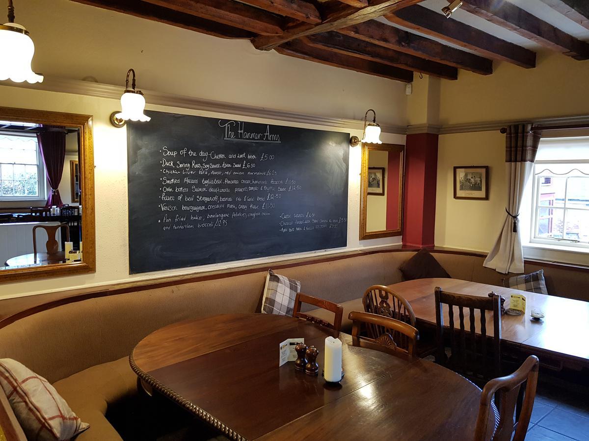 Hanmer Arms Exterior photo